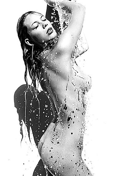 25P Nude Photo Art 9 - Gavin Oneill