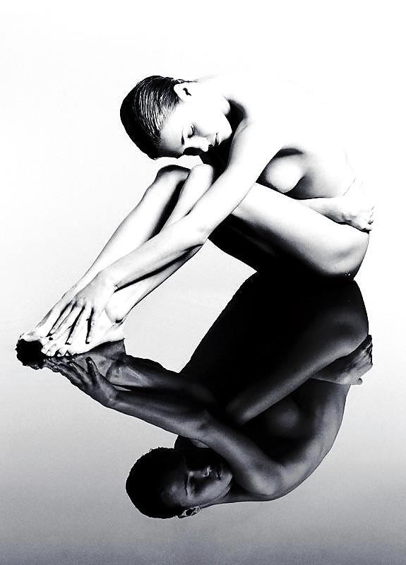 25P Nude Photo Art 9 - Gavin Oneill