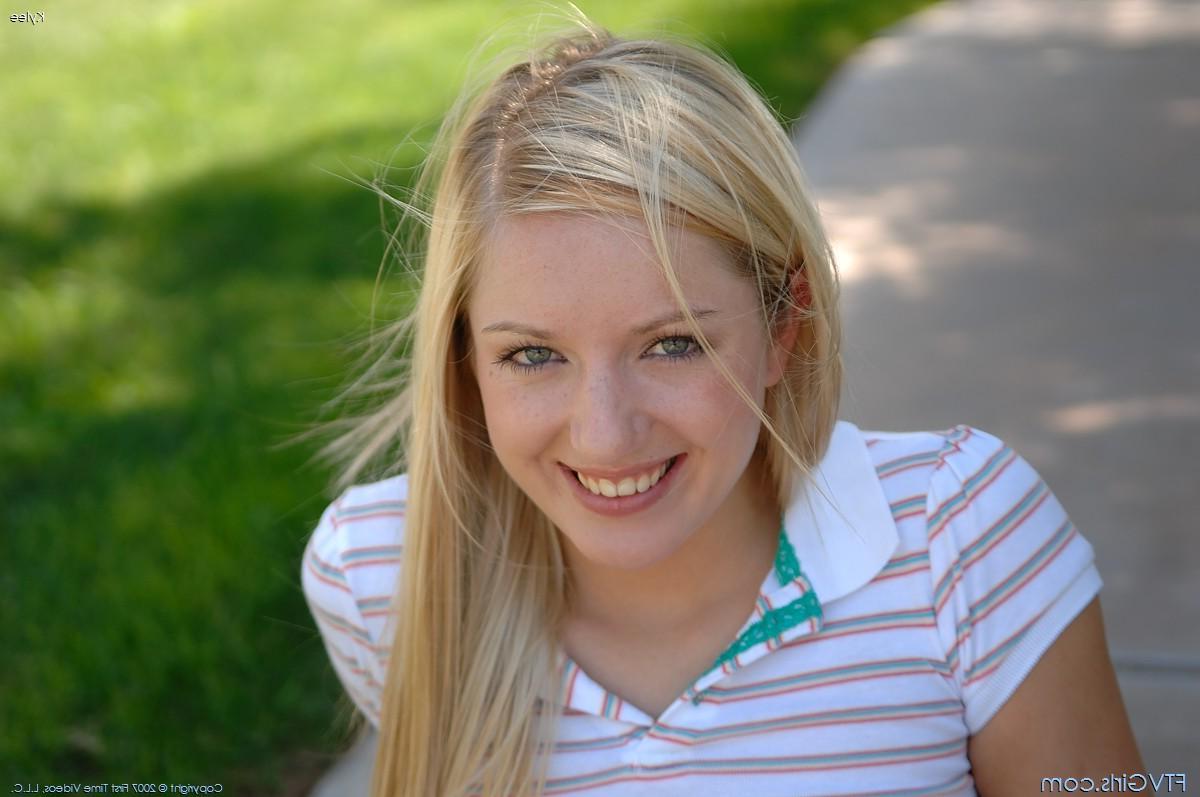 20P Pictures of a cute blonde teen fingering her pussy outside