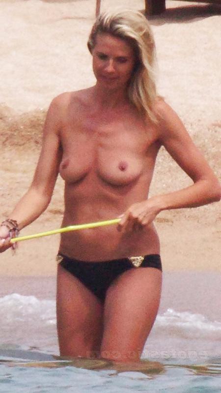 23P Heidi klum loves being topless post by tintop