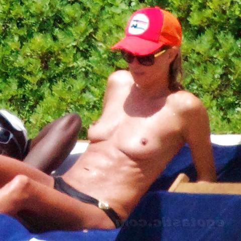 23P Heidi klum loves being topless post by tintop