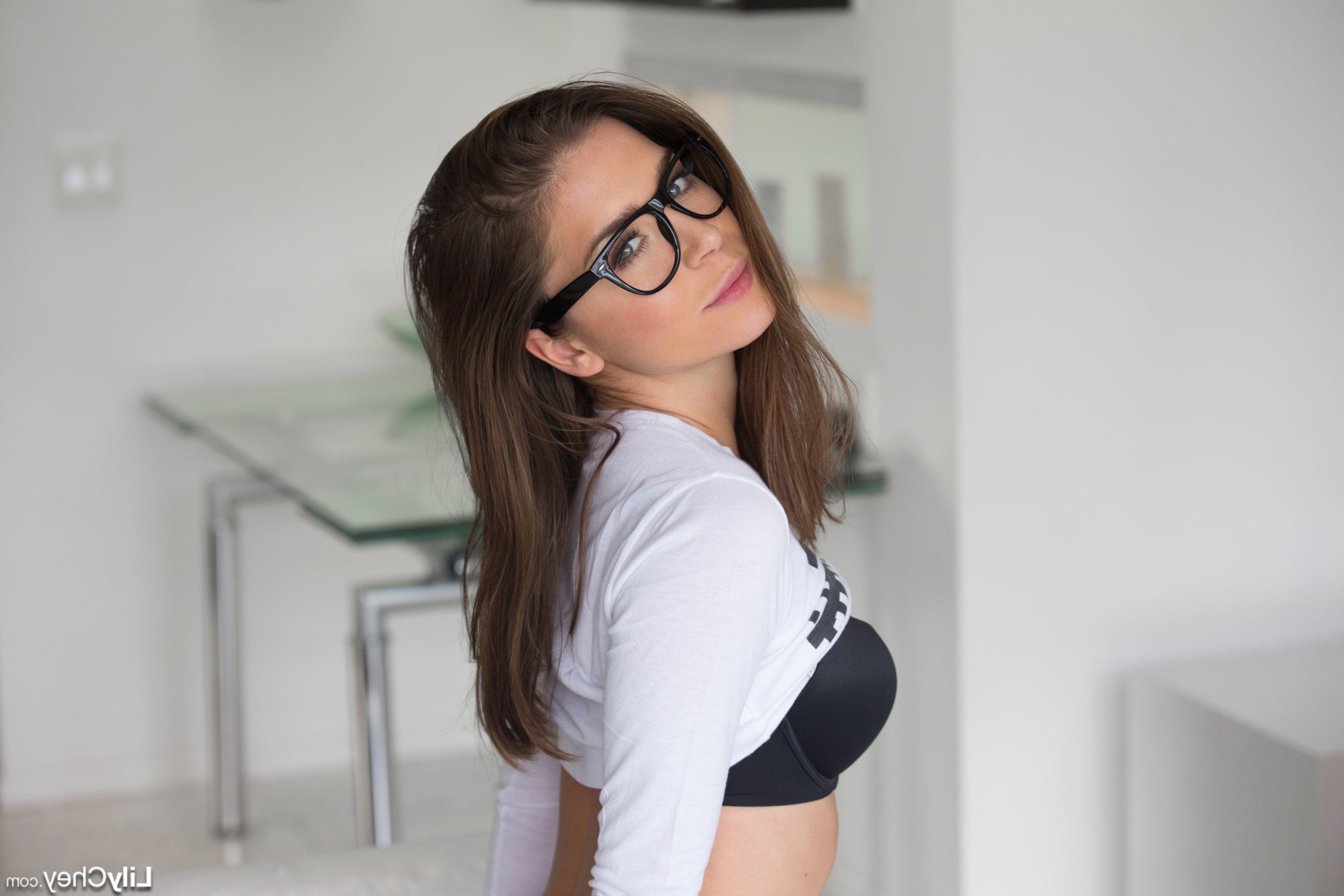 15P Brunette teen Lily Chey strips for you in her glasses