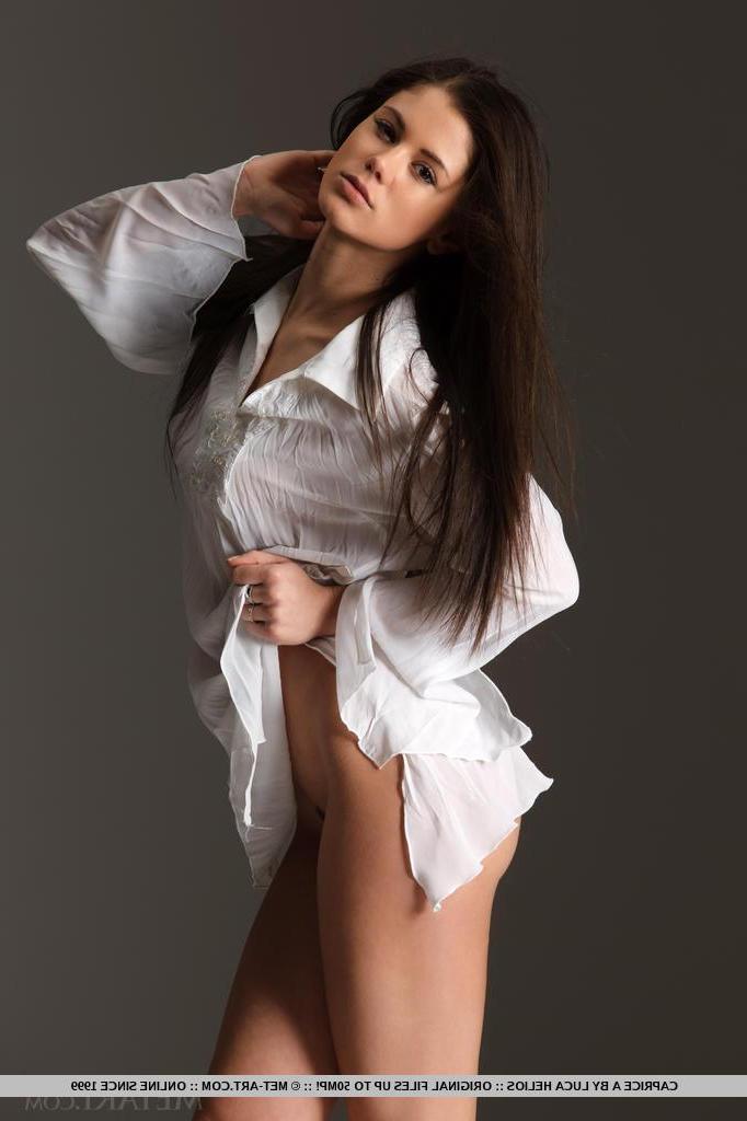 18P Hot girl Caprice strips naked out of her white dress just for you