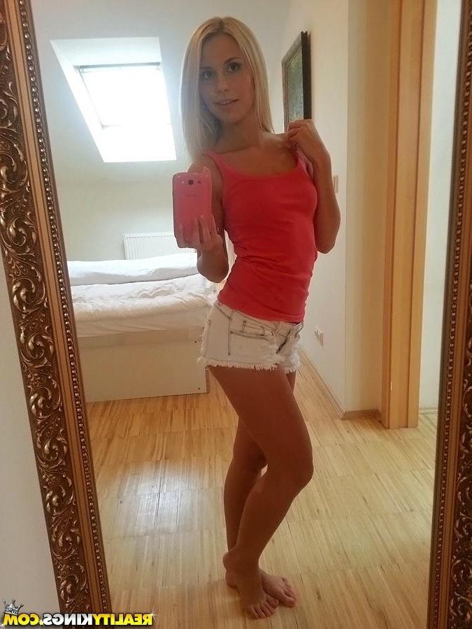 20P Blonde girl Lola Myluv pays her rent with hot sex