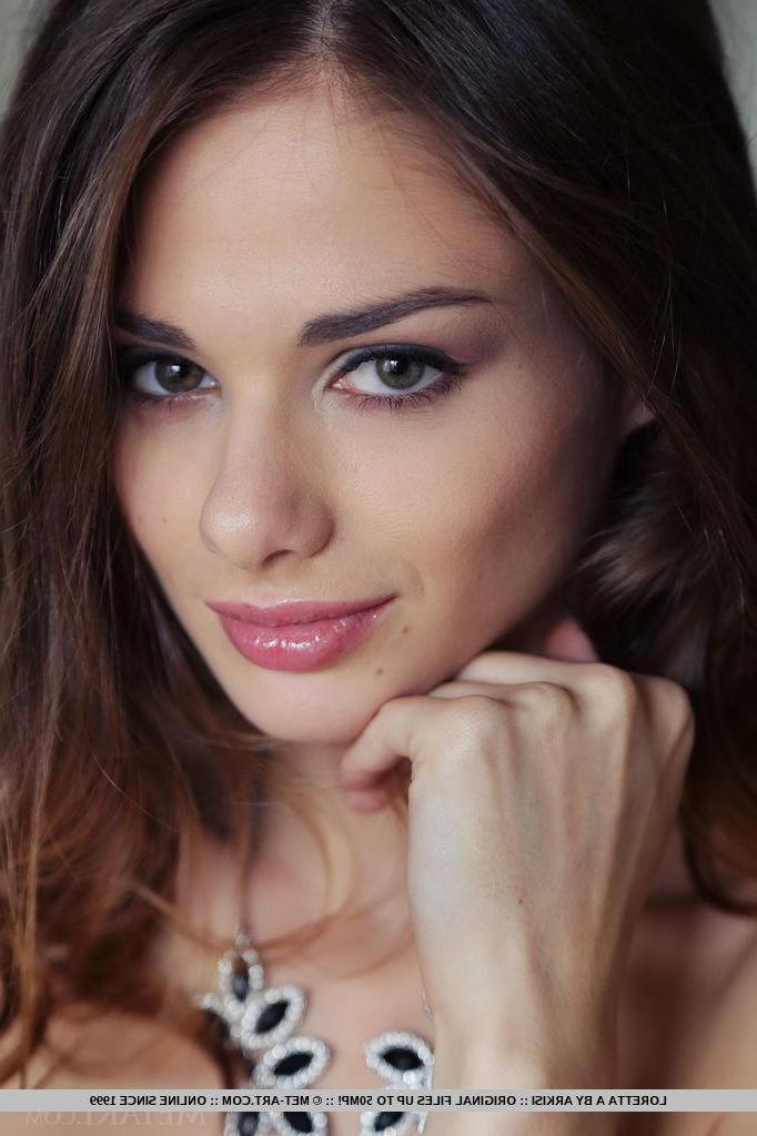 18P Brunette girl Loretta A gets naked and spreads for you in "Andiyo"