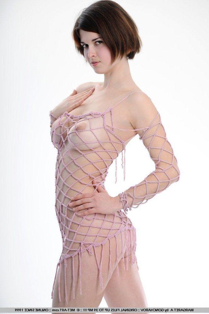 18P Pictures of Margaret A naked for your pleasure