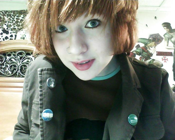 5P Emo Bitch