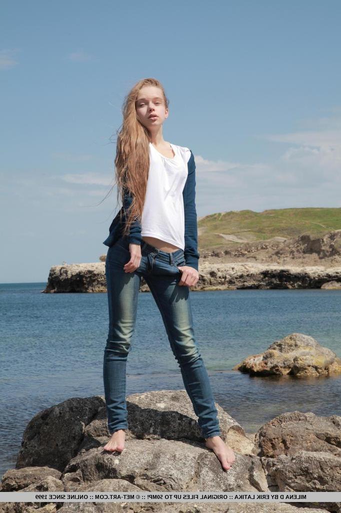 18P Blonde teen Milena D shows off her tight body in the water