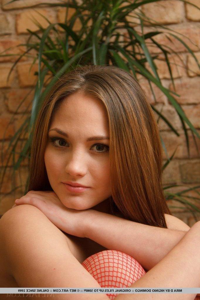 18P Pictures of teen girl Mira D dressed in sexy red fishnets