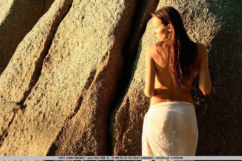 19P Pictures of Nadya C naked on the beach