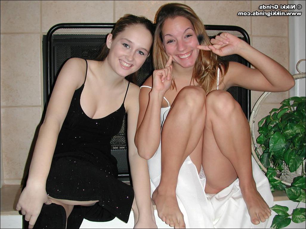 20P Nikki and Stacy get naked and show their pussies