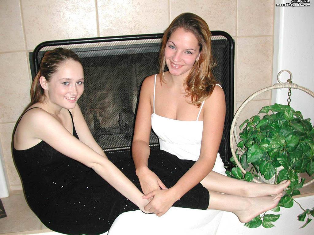 20P Pictures of two coeds stripping together