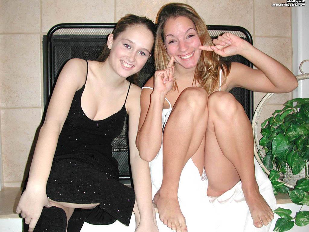 20P Pictures of two coeds stripping together