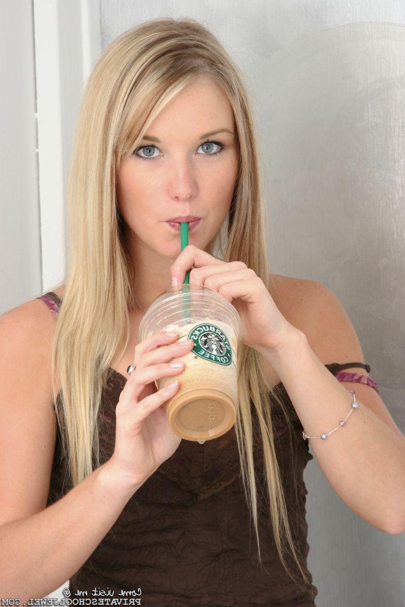 15P Pictures of Private School Jewel getting kinky for you