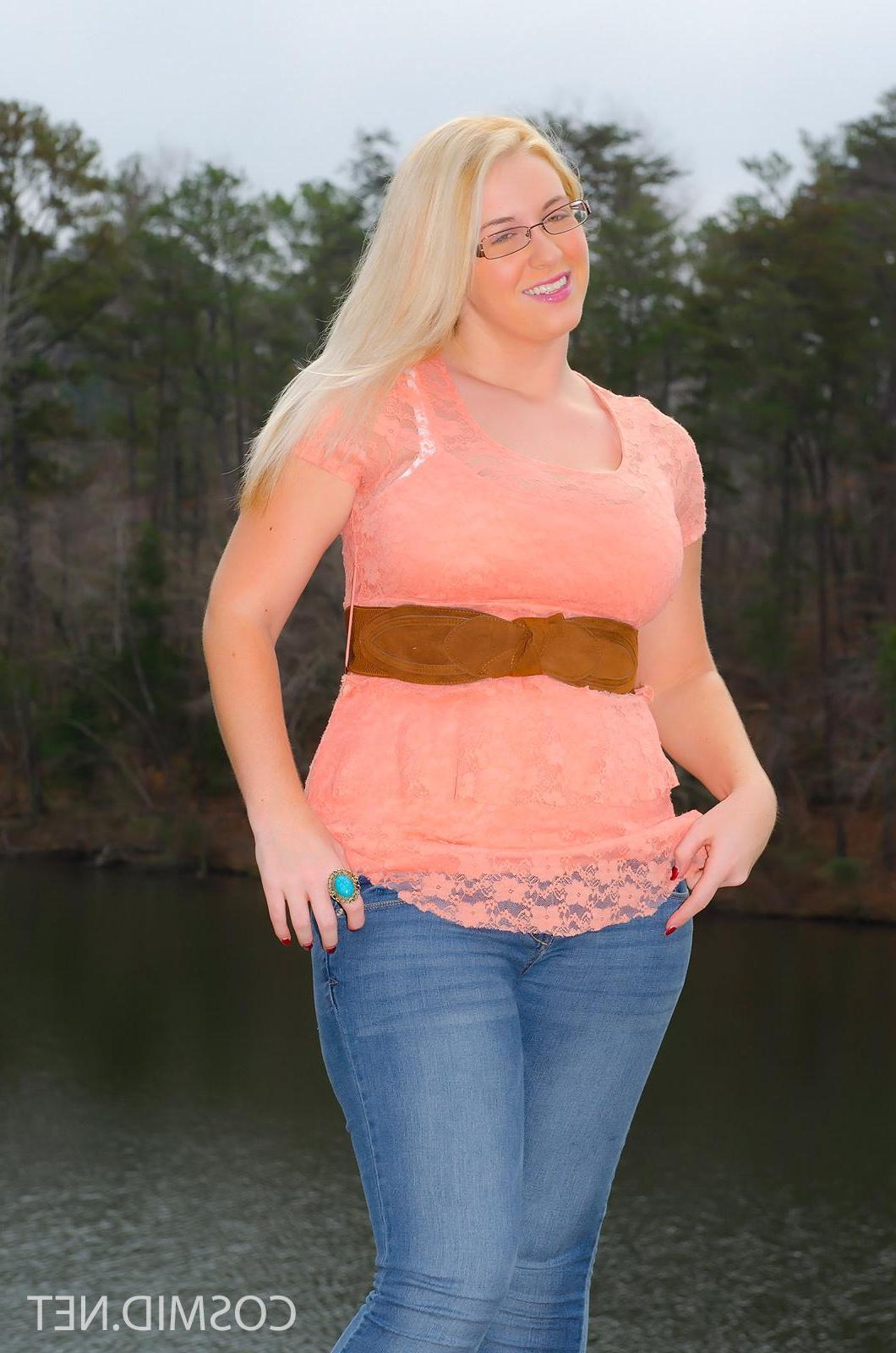 16P Busty blonde teen Rachel strips down to only her glasses
