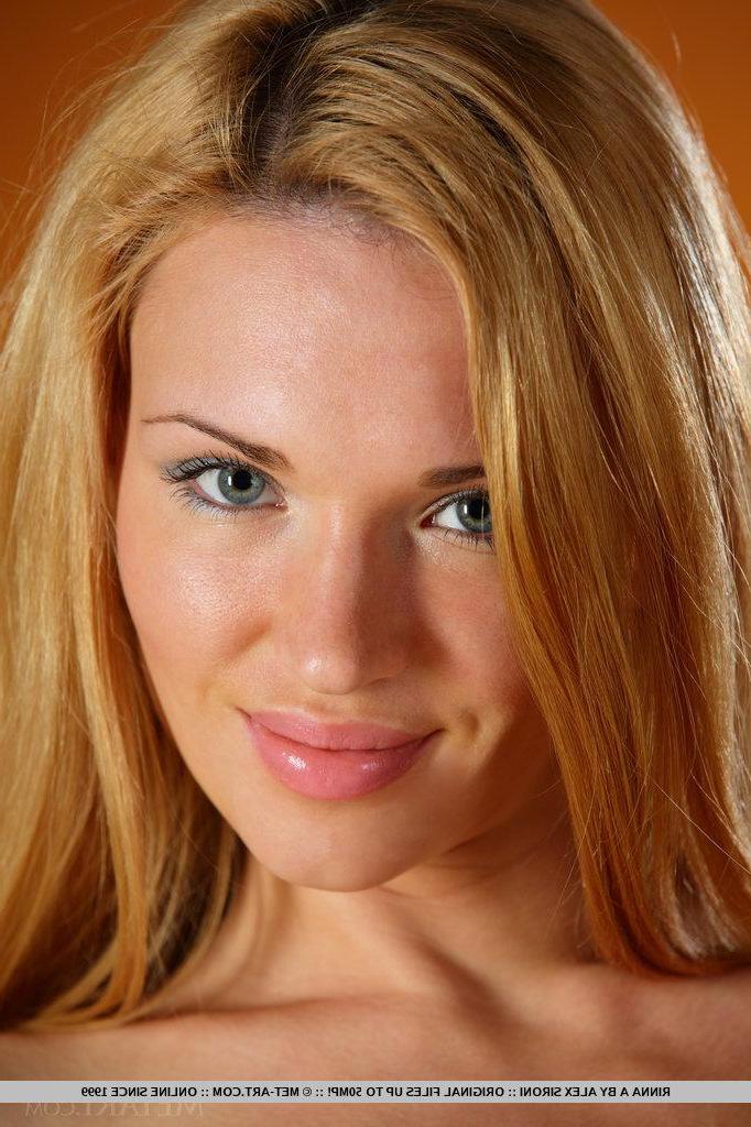 18P Pictures of blonde teen Rinna A naked just for you