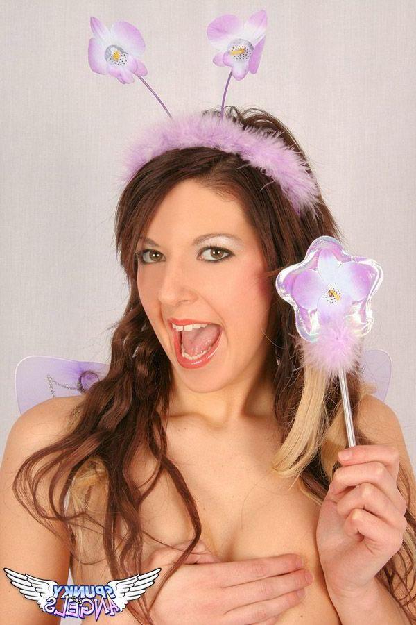20P Pictures of a hot teen fairy goddess getting you hard