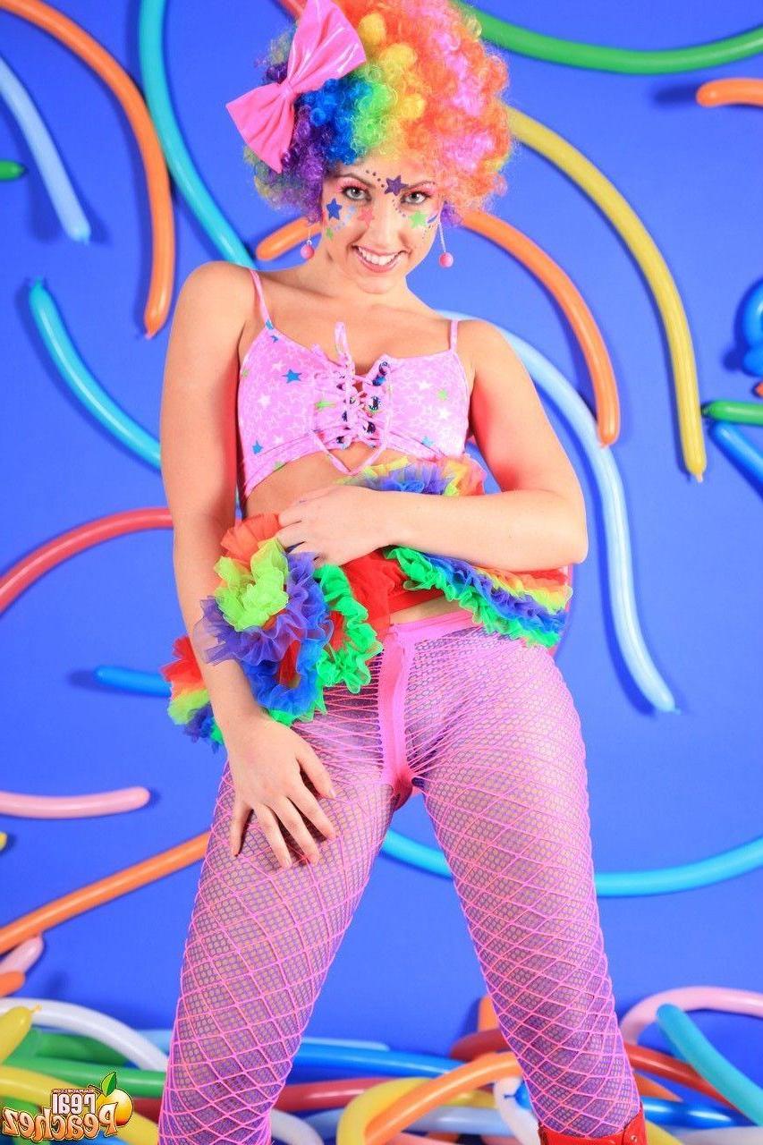 15P Pictures of teen hottie Real Peachez dressed as a slutty harlequin