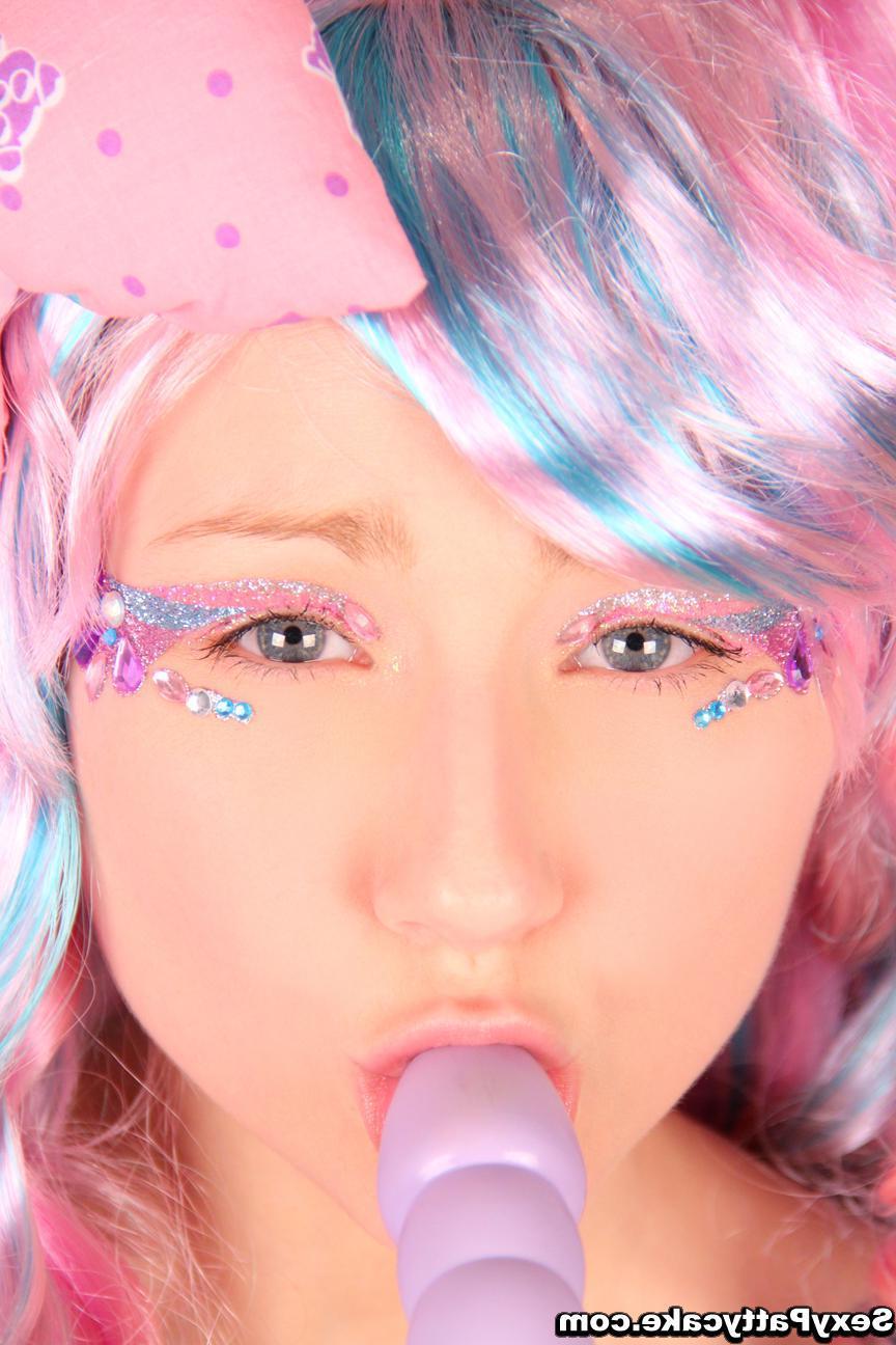 16P Sexy Pattycake wants to be your fantasy candy girl for the night