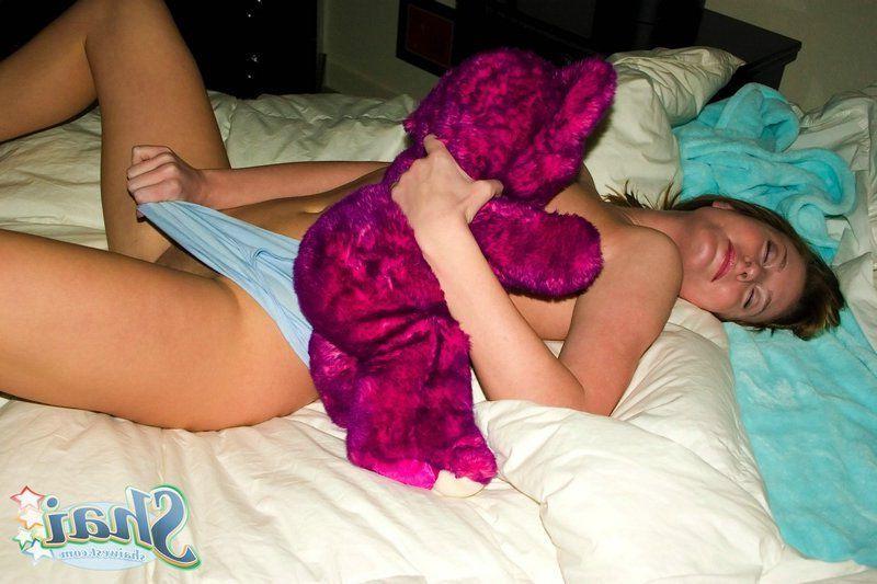 20P Pictures of teen Shai West getting kinky with her teddy