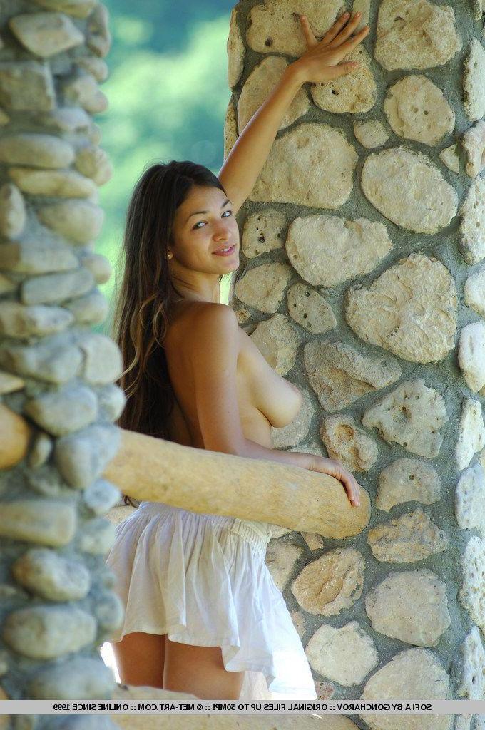 18P Pictures of Sofi A giving you her tight pussy and soft boobs
