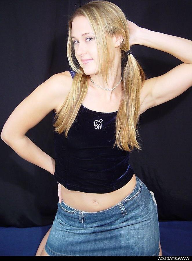 20P Pictures of teen Staci.ca being a cute teen in pigtails