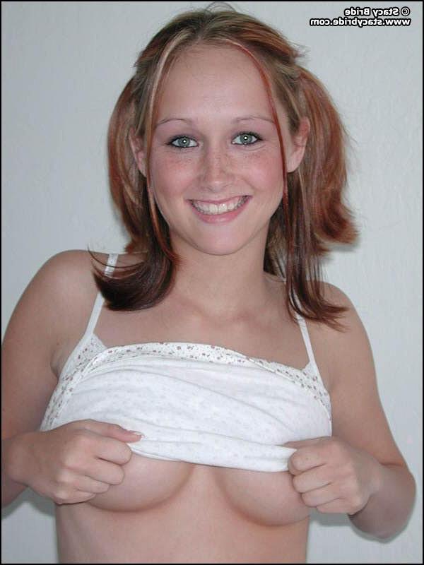 12P Pics of teen cutie Stacy Bride getting naked for you inbed