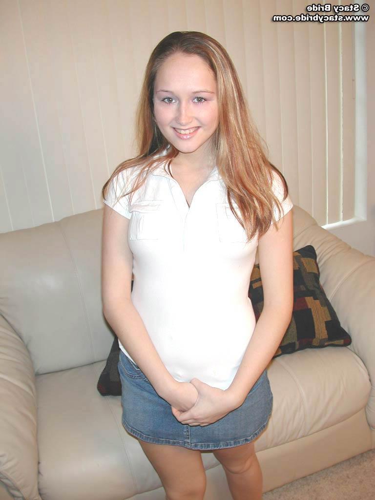 19P Pictures of Stacy Bride getting naked for you
