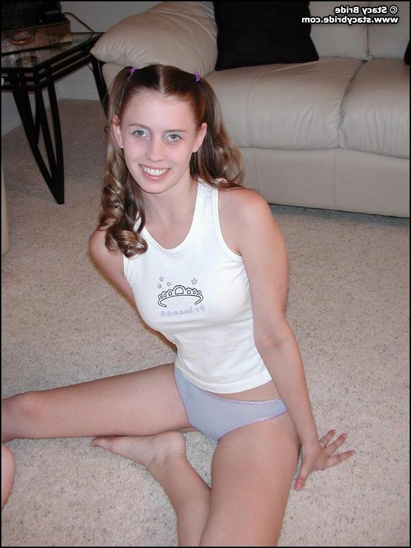 20P Pictures of hot teens playing spin the dildo