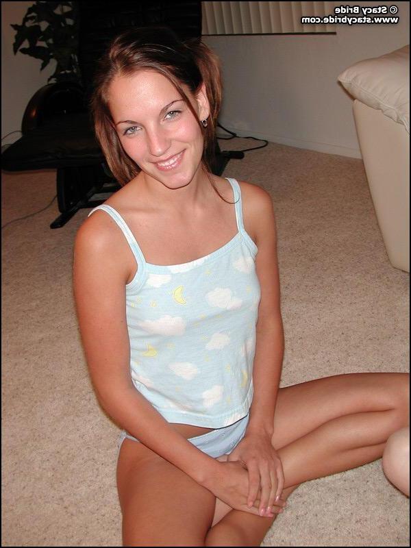 20P Pictures of hot teens playing spin the dildo