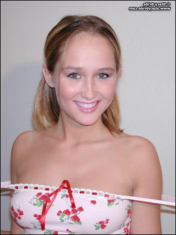 20P Pictures of a hot teen coed getting naked at home