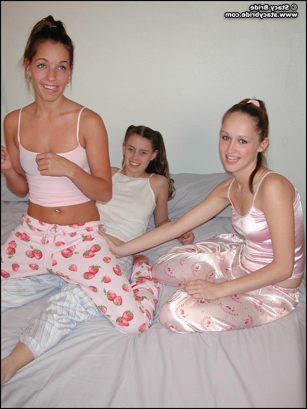 20P Hot teen girls in pajamas