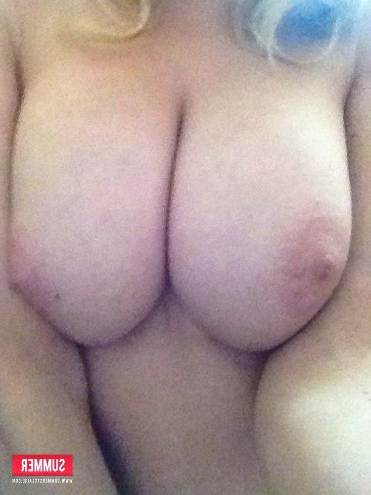 12P Blonde hottie Summer removes her cute lingerie to displays her amazing body