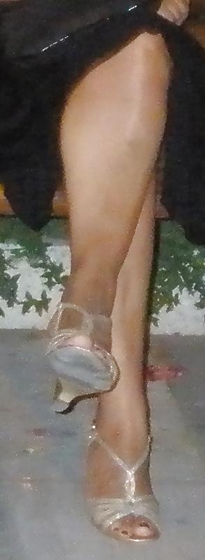 24P My aunt and cousin's sexy feet...