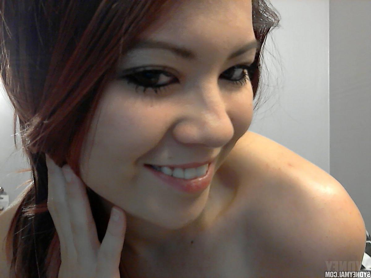 15P Asian beauty Sydney Mai gets naked and invites you to play with her in bed