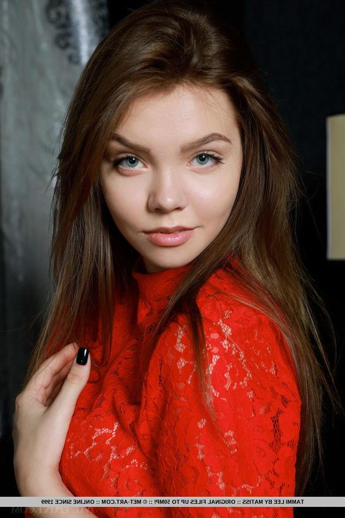 18P Beautiful brunette teen Tammi Lee spreads her hot legs for you in "Cymole"