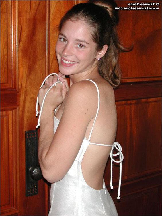 20P Pics of Tawnee Stone flashing in her wedding dress
