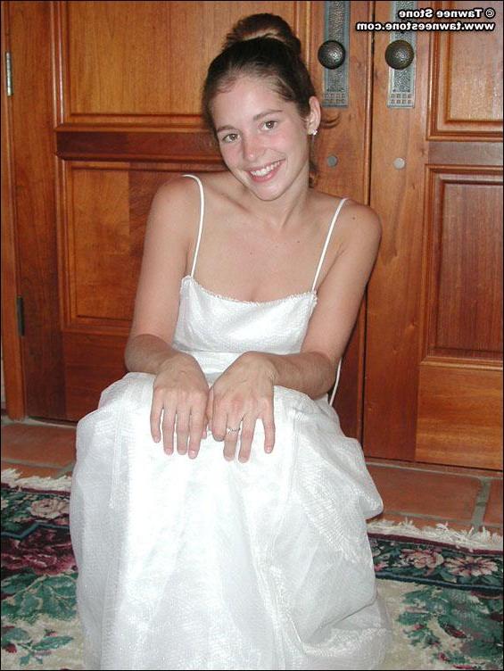 20P Pics of Tawnee Stone flashing in her wedding dress
