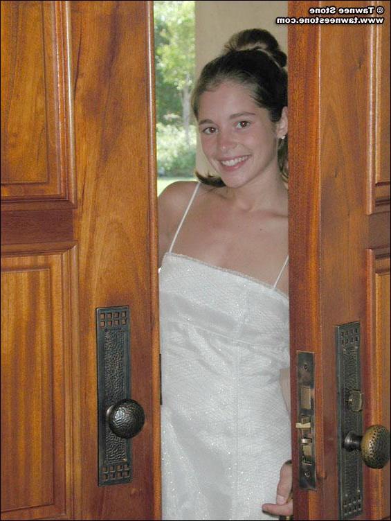 20P Pics of Tawnee Stone flashing in her wedding dress