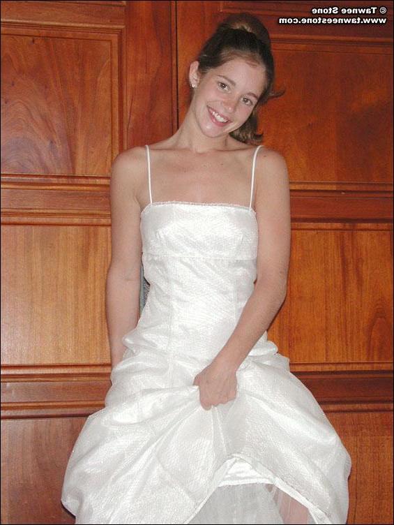 20P Pics of Tawnee Stone flashing in her wedding dress