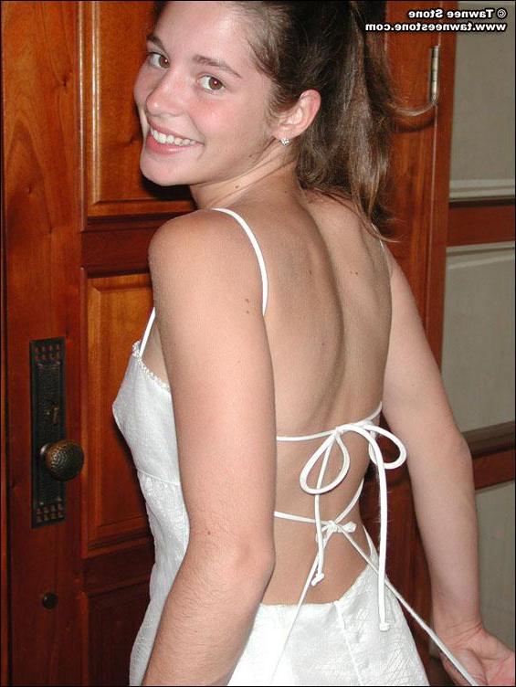 20P Pics of Tawnee Stone flashing in her wedding dress
