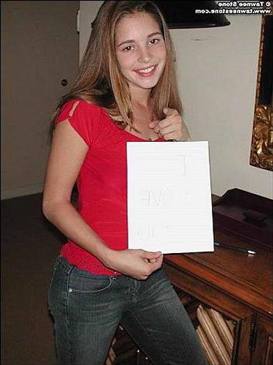 16P Cute teen Tawnee undressing