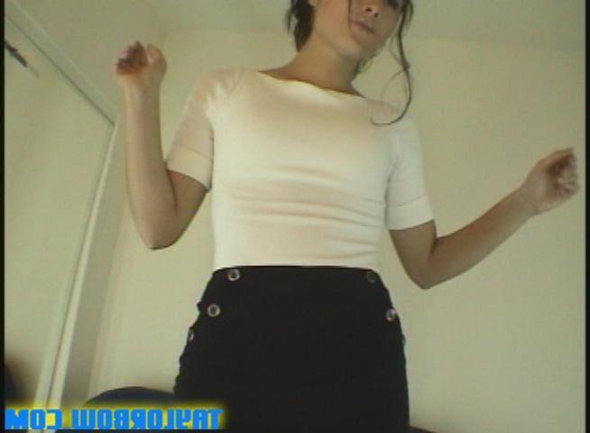 16P Taylor bends over to show you her wet pussy