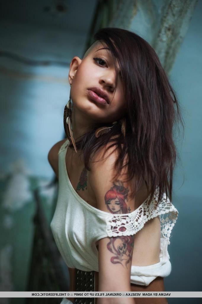 16P Alternative girl Vagma strips and smokes a cigarette