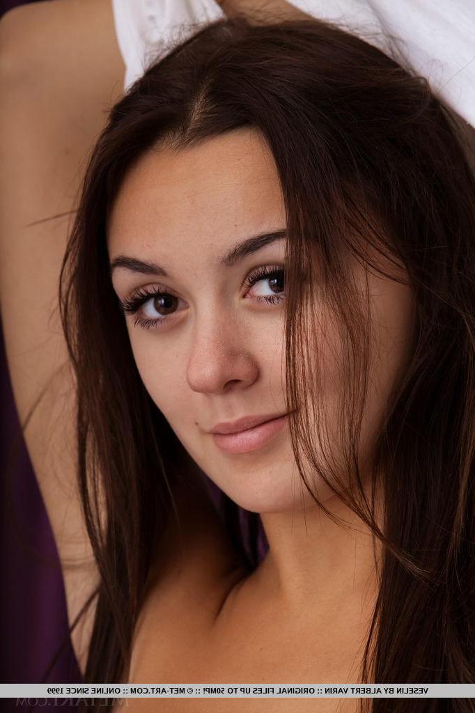 18P Brunette teen Veselin shows you her tight pussy in "Priche"