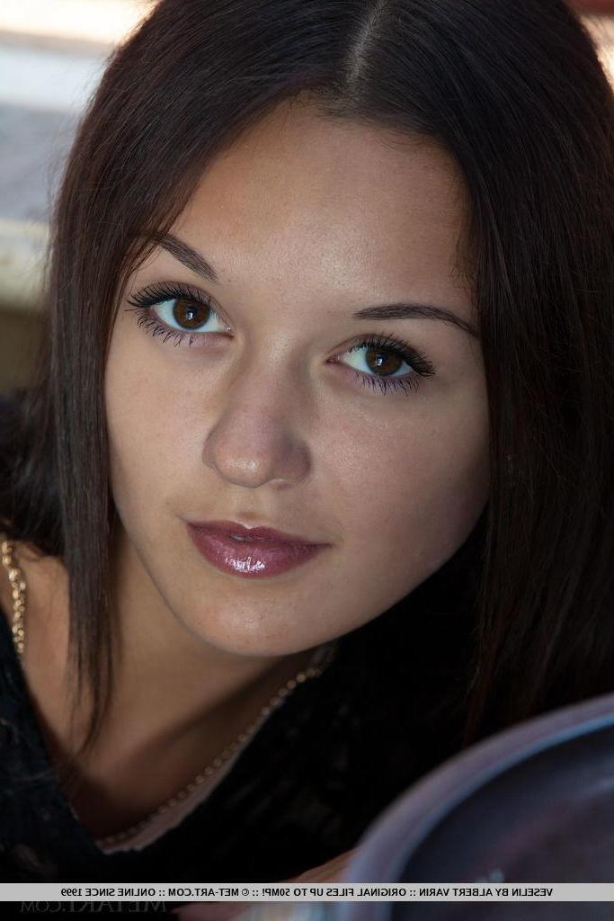 18P Pretty brunette Veselin gives you her tight nude body in "Mardea"