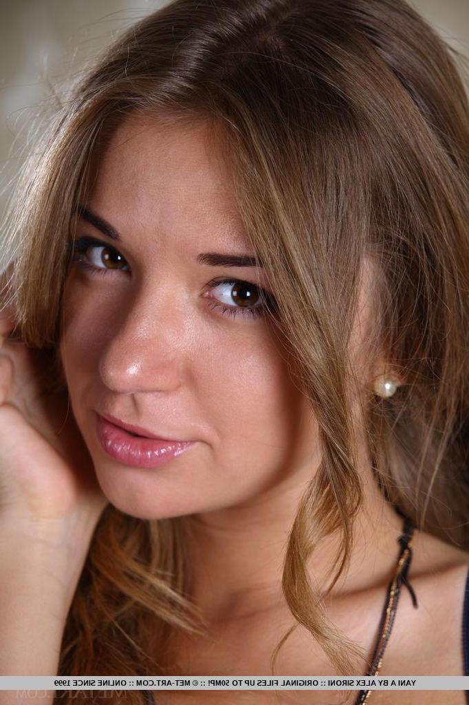 18P Brunette teen Yani A gets totally naked and waits for you in bed