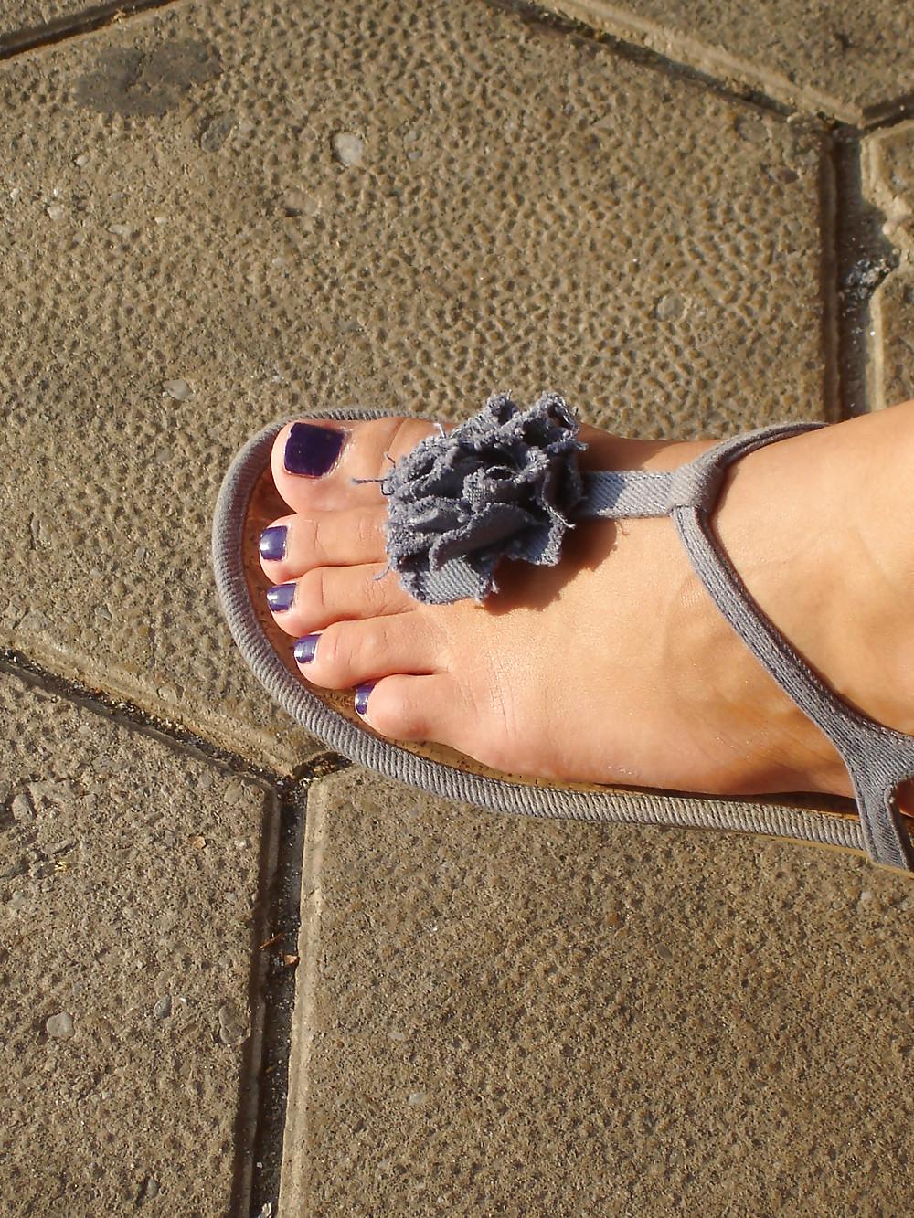 14P Feet 2