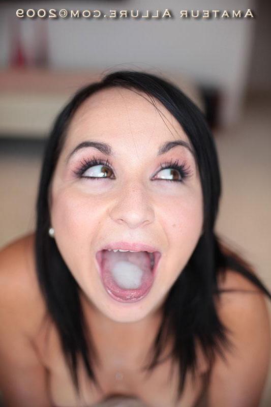 16P Pictures of a cute teen blowing cock and eating man goo