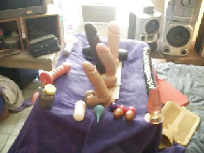 8P Toys